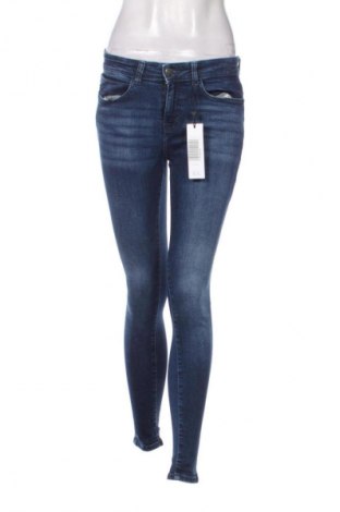 Blugi de femei Noisy May, Mărime M, Culoare Albastru, Preț 294,99 Lei