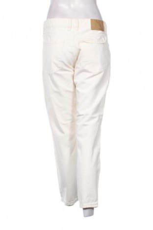 Női farmernadrág Pull&Bear, Méret L, Szín Ekrü
, Ár 6 549 Ft