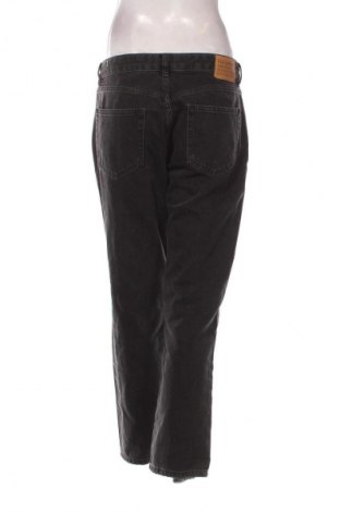 Damskie jeansy Pull&Bear, Rozmiar M, Kolor Czarny, Cena 55,99 zł