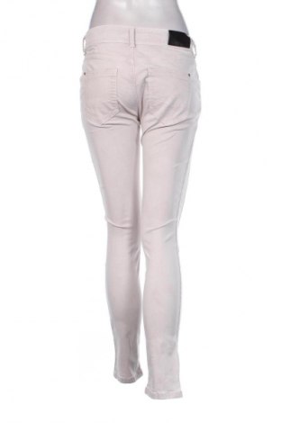 Damen Jeans Stradivarius, Größe M, Farbe Beige, Preis € 12,99