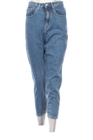 Дамски дънки Tommy Jeans, Размер S, Цвят Син, Цена 89,47 €