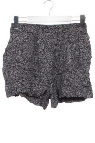 Pantaloni scurți de femei H&M, Mărime S, Culoare Multicolor, Preț 28,99 Lei
