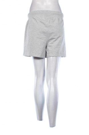 Damen Shorts Jean Pascale, Größe L, Farbe Grau, Preis € 7,99