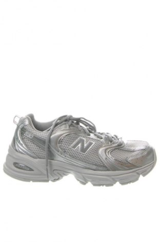 Damenschuhe New Balance, Größe 40, Farbe Silber, Preis 137,99 €