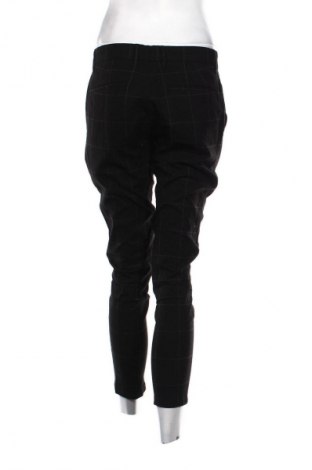 Dámske nohavice Bershka, Veľkosť M, Farba Viacfarebná, Cena  13,95 €