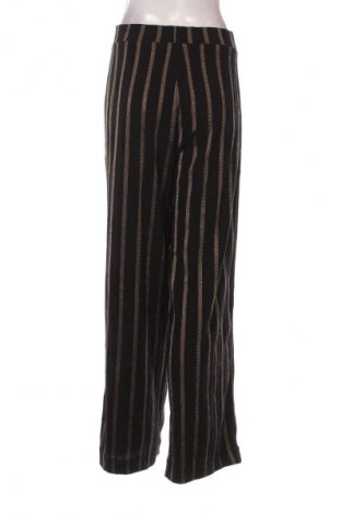 Damskie spodnie F&F, Rozmiar XL, Kolor Kolorowy, Cena 42,99 zł