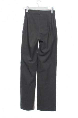 Pantaloni de femei Pull&Bear, Mărime XS, Culoare Gri, Preț 66,99 Lei