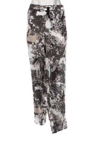 Γυναικείο παντελόνι Samoon, Μέγεθος 4XL, Χρώμα Πολύχρωμο, Τιμή 27,99 €