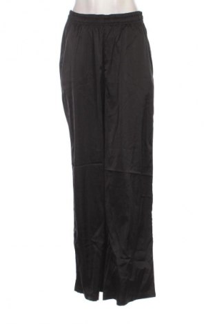 Damenhose Urban Classics, Größe XL, Farbe Schwarz, Preis 51,99 €