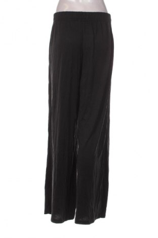 Pantaloni de femei Urban Classics, Mărime L, Culoare Negru, Preț 243,99 Lei