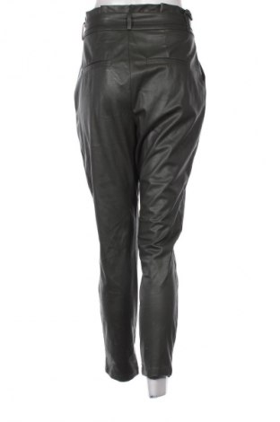 Pantaloni de femei Vero Moda, Mărime M, Culoare Verde, Preț 34,99 Lei