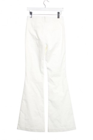 Damenhose Zara, Größe M, Farbe Weiß, Preis 13,80 €