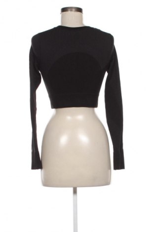 Top sport de damă. PUMA, Mărime S, Culoare Negru, Preț 73,99 Lei