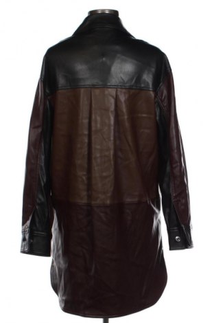 Дамско палто Bershka, Размер M, Цвят Многоцветен, Цена 13,80 €