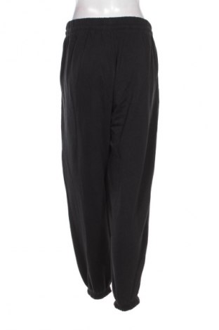 Pantaloni trening de femei Adidas, Mărime M, Culoare Negru, Preț 294,99 Lei