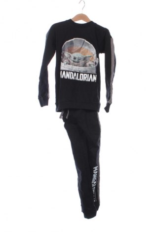 Детски спортен екип Star Wars, Размер 6-7y/ 122-128 см, Цвят Черен, Цена 24,54 €