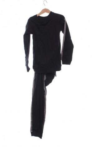 Детски спортен екип Star Wars, Размер 6-7y/ 122-128 см, Цвят Черен, Цена 24,54 €