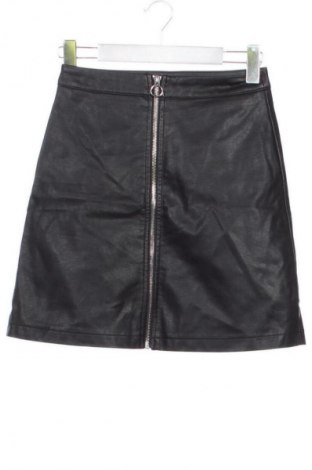 Kožená sukňa  Page One, Veľkosť XXS, Farba Čierna, Cena  3,95 €