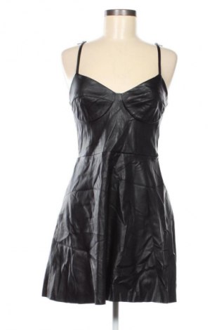 Lederkleid Stradivarius, Größe L, Farbe Schwarz, Preis 9,99 €