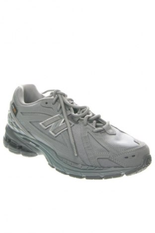 Încălțăminte bărbătească New Balance, Mărime 44, Culoare Gri, Preț 639,99 Lei