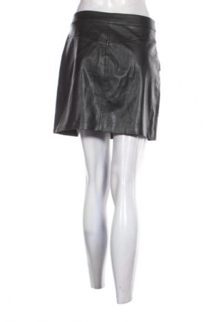 Spódnica Amisu, Rozmiar M, Kolor Czarny, Cena 24,99 zł