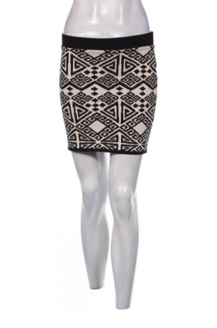 Fustă Forever 21, Mărime S, Culoare Multicolor, Preț 23,99 Lei