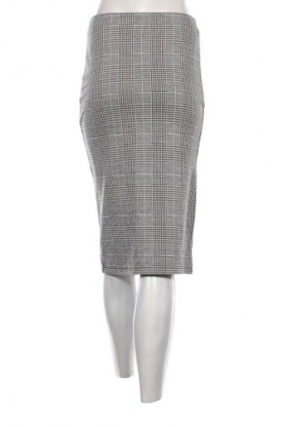 Пола H&M, Размер S, Цвят Многоцветен, Цена 7,66 €