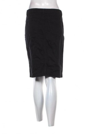 Spódnica LCW, Rozmiar M, Kolor Czarny, Cena 37,99 zł