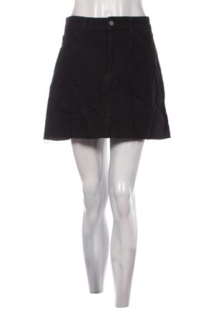 Spódnica MW, Rozmiar L, Kolor Czarny, Cena 34,99 zł