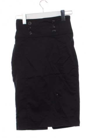 Sukně Mango, Velikost XS, Barva Černá, Cena  199,00 Kč