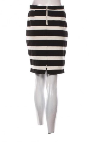 Пола Mint & Berry, Размер M, Цвят Многоцветен, Цена 5,11 €