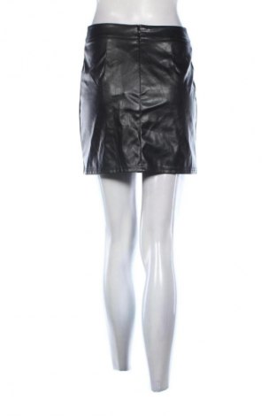 Пола SHEIN, Размер S, Цвят Черен, Цена 6,64 €