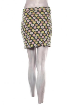 Пола Unbranded, Размер S, Цвят Многоцветен, Цена 4,60 €