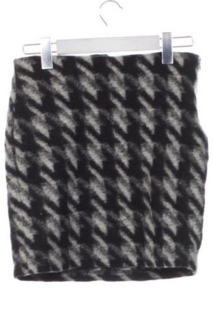 Пола Zero, Размер M, Цвят Многоцветен, Цена 7,66 €