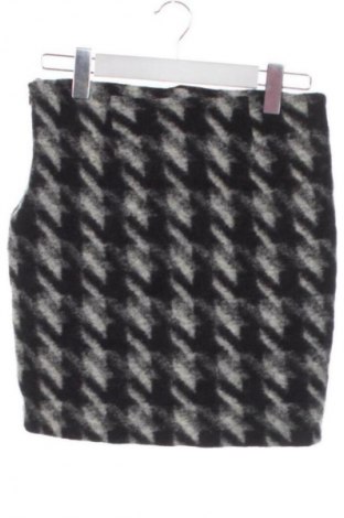 Пола Zero, Размер M, Цвят Многоцветен, Цена 7,66 €