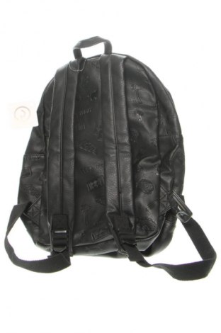 Batoh 
 Pull&Bear, Farba Čierna, Cena  18,95 €