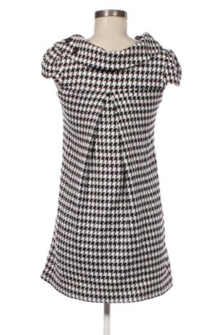 Kleid Amisu, Größe M, Farbe Mehrfarbig, Preis 7,99 €