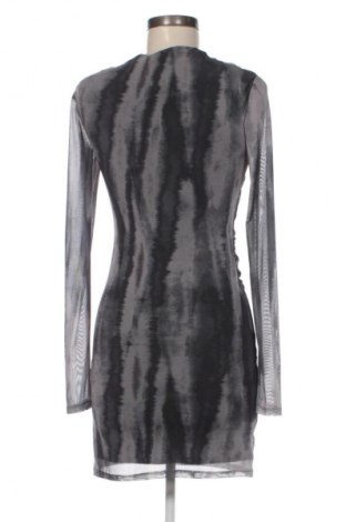 Šaty  Bershka, Velikost M, Barva Vícebarevné, Cena  199,00 Kč