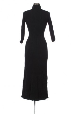 Rochie DISSH, Mărime S, Culoare Negru, Preț 160,99 Lei