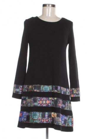 Sukienka Desigual, Rozmiar S, Kolor Czarny, Cena 123,99 zł