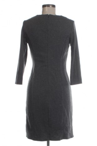 Рокля Esprit, Размер M, Цвят Многоцветен, Цена 9,20 €