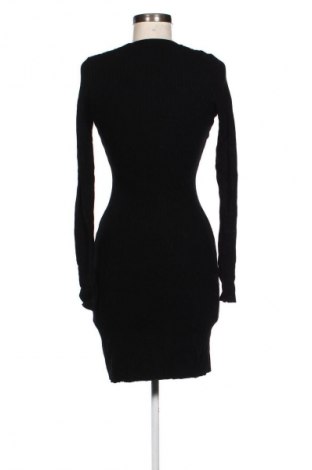 Sukienka Even&Odd, Rozmiar M, Kolor Czarny, Cena 166,99 zł