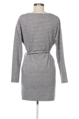 Šaty  F&F, Velikost L, Barva Vícebarevné, Cena  219,00 Kč