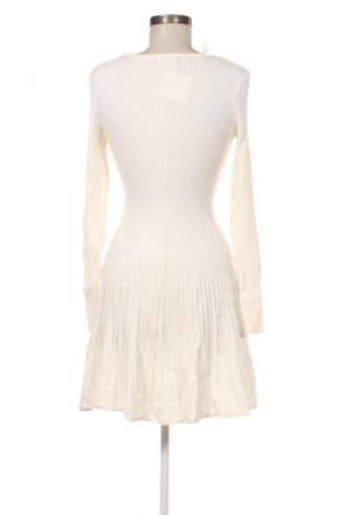 Šaty  Fb Sister, Veľkosť M, Farba Kremová, Cena  5,95 €