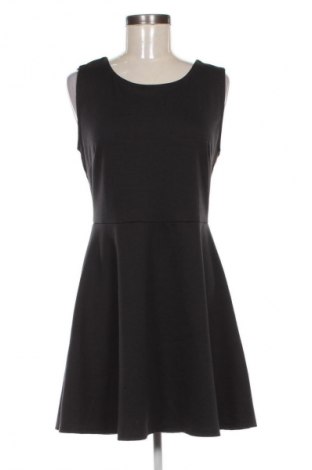 Sukienka Fb Sister, Rozmiar XL, Kolor Czarny, Cena 40,99 zł