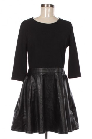 Ruha Glamorous, Méret M, Szín Fekete, Ár 3 899 Ft