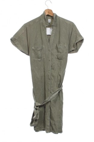 Рокля H&M, Размер XS, Цвят Зелен, Цена 14,31 €