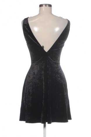 Kleid H&M, Größe M, Farbe Schwarz, Preis 9,99 €