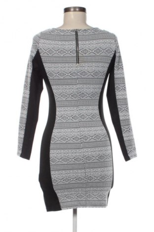 Kleid H&M Divided, Größe S, Farbe Mehrfarbig, Preis € 5,99