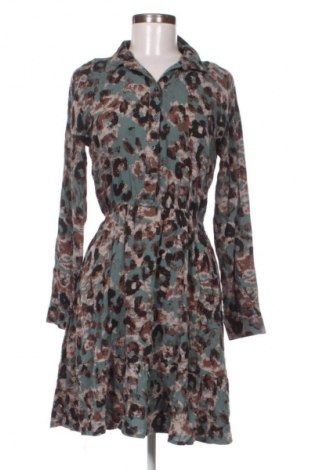 Kleid Janina, Größe M, Farbe Mehrfarbig, Preis 4,99 €